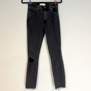 Abercrombie and Fitch the high rise black distressed skinny Jean